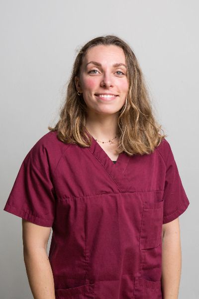 Masseur-kinésithérapeute respiratoire, Julia Hamecher Masseur-kinésithérapeute respiratoire, Julia Hamecher